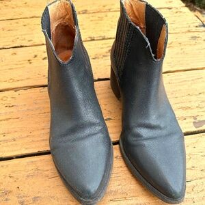 Madewell Black Chelsea Ankle Boots Pointed Toe in 7.5